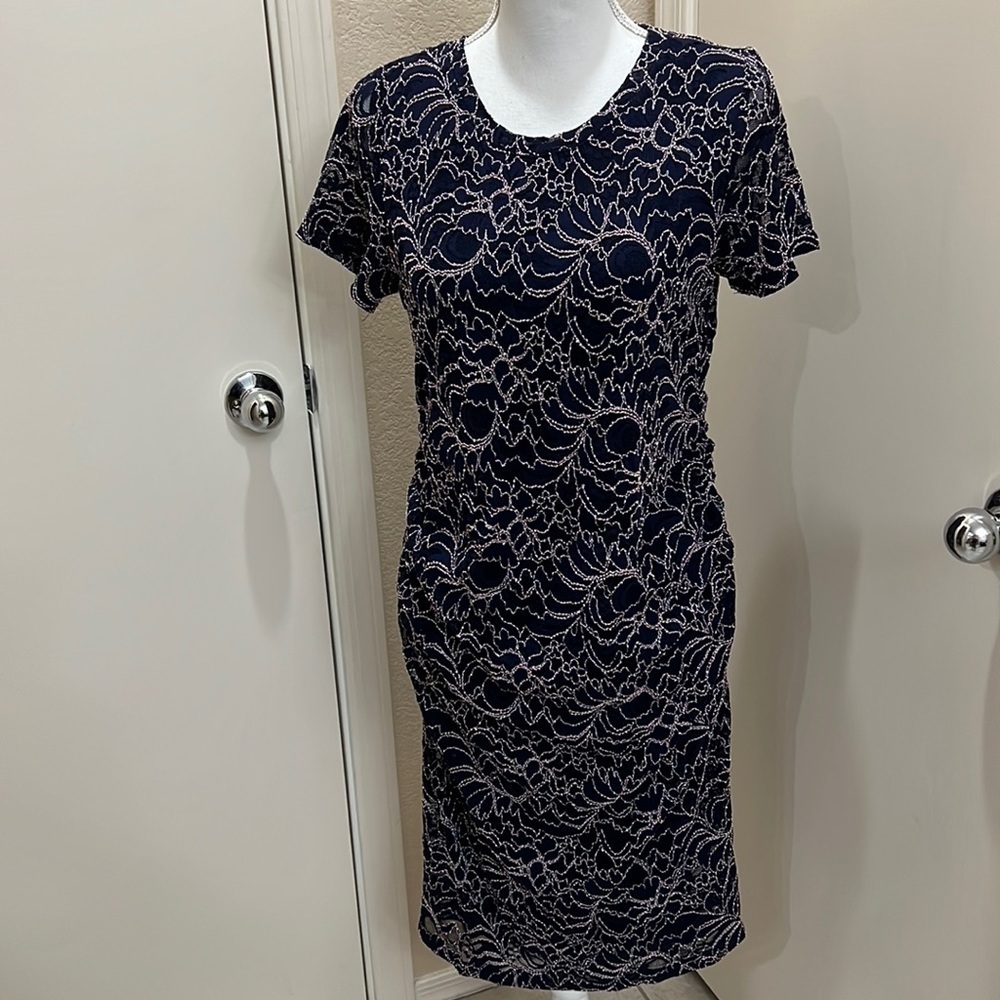 Motherhood maternity lace dress